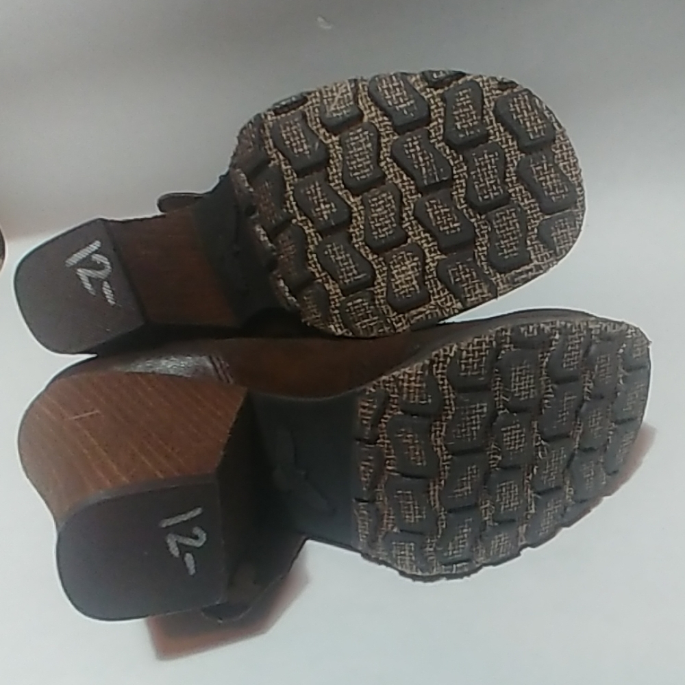 London Underground new leather Mary Jane shoes - Picture 6 of 6